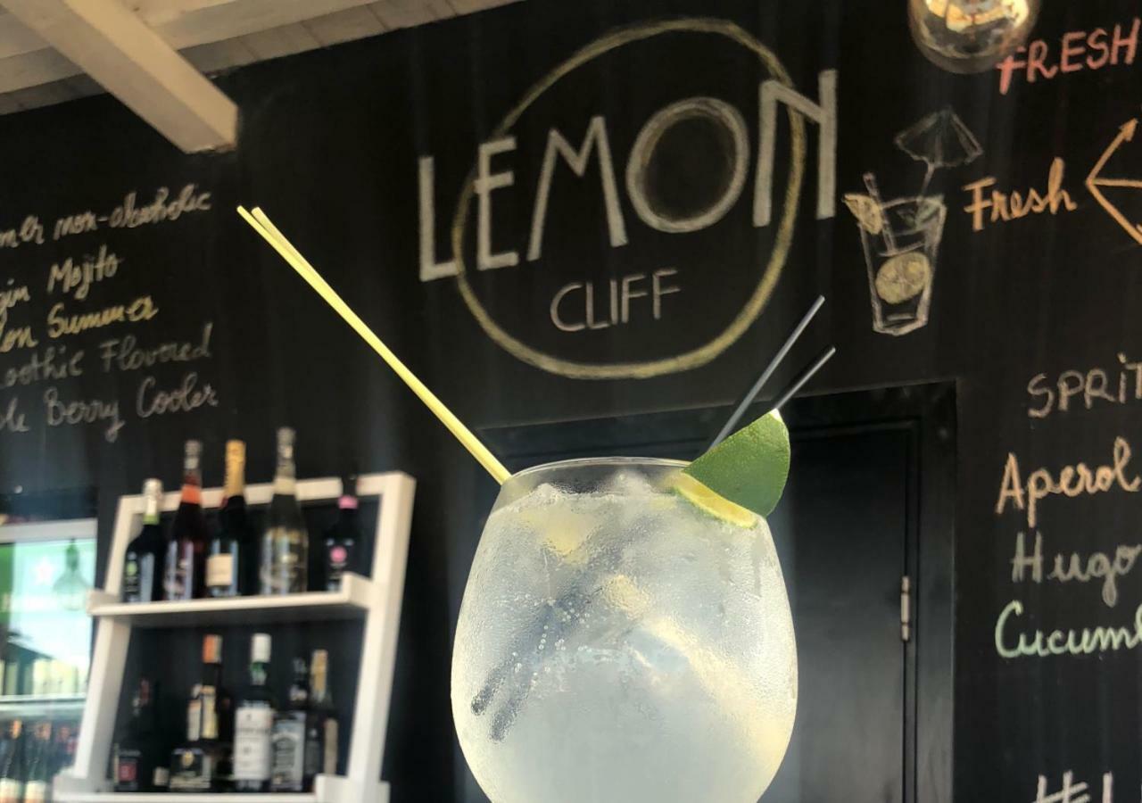 Lemon Cliff Luxury B&B مامايا المظهر الخارجي الصورة